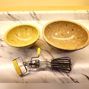 Texaswear bowls and hand beater